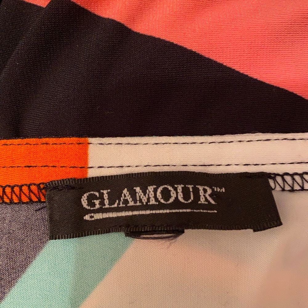 GLAMOUR Dress - Picture 4 of 4